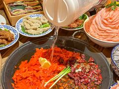 -旧街市鲜货老火锅(大光路店)