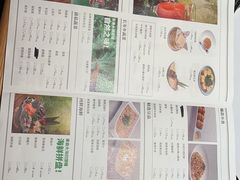 -左庭右院鲜牛肉火锅(百联临港店)