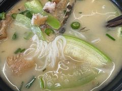 雄鱼头汤粉-华新胖子鱼粉(衡阳总店)