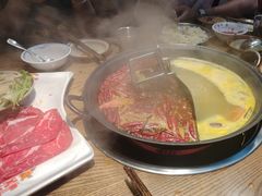 -巴卤社老火锅(财富店)