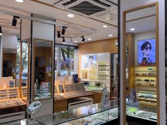 -光明眼镜·蔡司授权(徐泾店)
