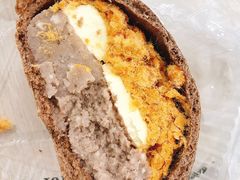 芋泥肉松芝士欧包-纯坊佳哥手作(江汉路店)
