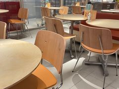 大堂-老乡鸡(上海白玉兰广场店)