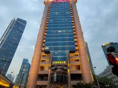 -上海华侨大厦-停车场