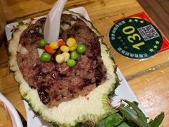 版纳菠萝饭-老滇山寨•云南特色菜•地方菜•民族风情歌舞表演(金碧店)