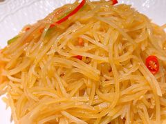 酸辣土豆丝-耶里夏丽·丝路新疆菜·清真食品(徐汇南丹东路臻选店)