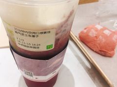 -奈雪的茶(华侨城创意园店)