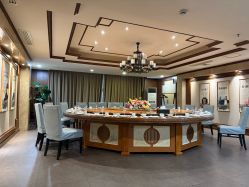 -鑫淼餐饮娱乐中心(江东街店)