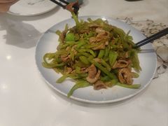 尖椒驴板肠-高玛纳驴肉火烧(一世界店)