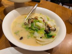 -乐忻皇朝(上海中心大厦店)