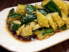 -溢心园香河肉饼总店