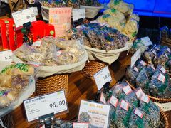 -哈尔信食品超市(哈尔滨王府井购物中心店)