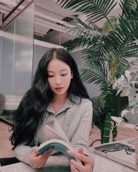 -Hello Lady发型设计