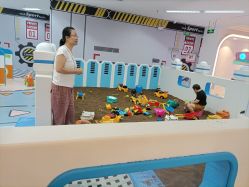 -孩子王童乐园(西安盛龙店)