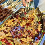 新鲜的黄牛肉和碳烤才是烧烤的爆香灵魂