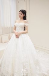 -LOVE SHINE婚纱·红鼎庄龙凤褂·妈妈装定制