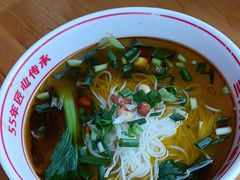 -叶伟胡辣壳面(两路口店)