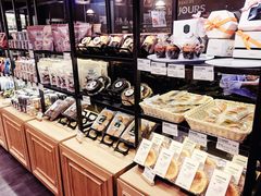 面包甜点陈列柜-多乐之日(颐堤港店)