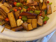 -鑫巴蜀小镇 · 水煮鱼专研店(玉桥店)