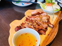 -大头虾越式风味餐厅(光明广场店)