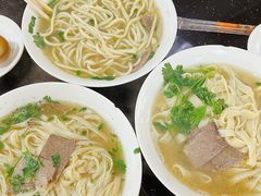牛肉拉面-十二忠手拉面(五福店)