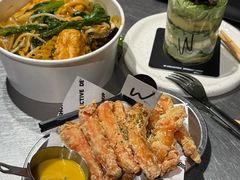 -W COLLECTIVE  DESSERT SHOP