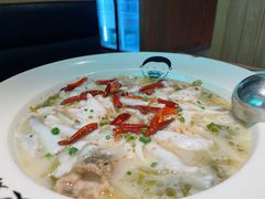 招牌老坛酸菜鱼-江渔儿酸菜鱼·拔草餐厅(虎门君乐汇店)