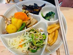 -素满香·全民食养自助(长宁龙之梦店)