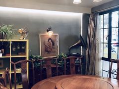 -三两春肚肺汤(崂山路店)