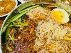 -韩风烤牛肉冷面店