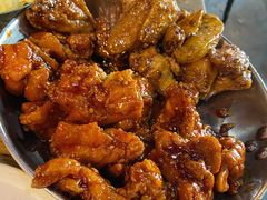辣子鸡拼酱油鸡-MI WU FACTORY米屋美食工厂餐厅(绿地店)