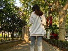 -梅龙镇广场