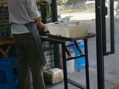 靠窗位-手擀菠菜面(西康路店)