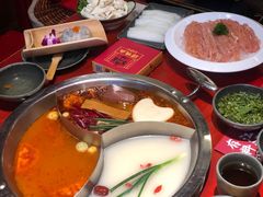 -谭鸭血老火锅·匠心(环球港旗舰店)