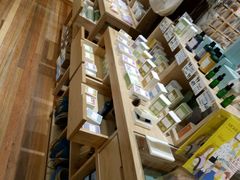 -猫的天空之城概念书店(杭州南宋御街店)