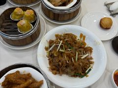 -凤凰楼酒家·粤宴点心(华强北店)