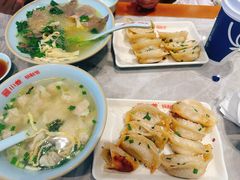 -小姜锅贴(凤凰街店)