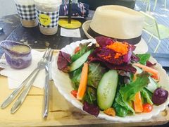 -莓园冰淇淋店