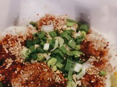 -八二小区抄手(龙湖上城天街店)