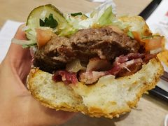 -The Habit Burger Grill 哈比特汉堡(爱琴海店)