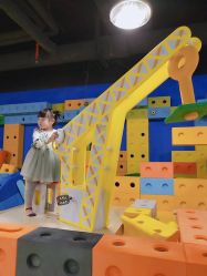 -太空学院儿童娱教乐园(中华广场店)