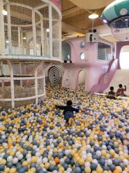 -多多淘儿童体验中心(重庆来福士店)