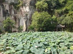 -绍兴东湖风景区