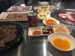 -韩聚屋韩国烤肉餐厅(新北万达店)
