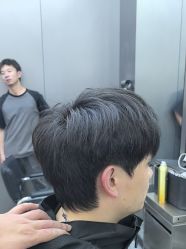 -米可造型烫发染发