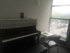 -梅纳·钢琴声乐架子鼓Mena Music(双井店)