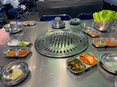 -哈哈碳都·牛肋条无限自助烤肉(台江万达店)