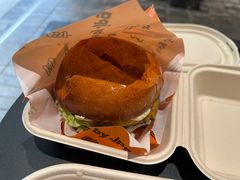 松露菌菇奶酪牛肉汉堡-JPG canteen(广州寺右公馆店)