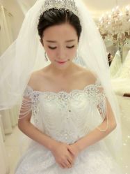 艾米丽新娘造型-艾米丽婚纱礼服