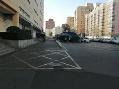 -百荣世贸商城